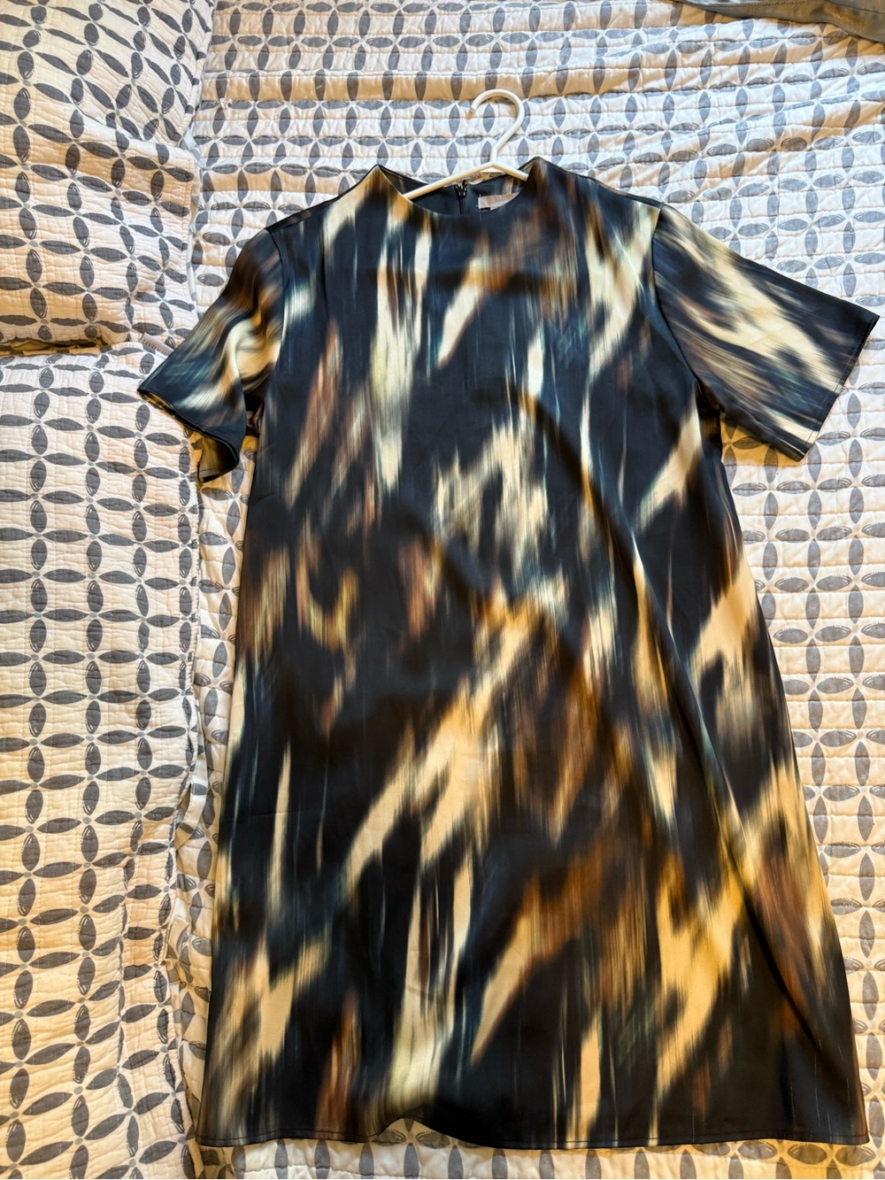 H&M short sleeve mini dress